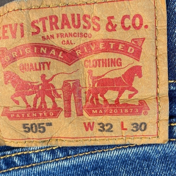 Levi's® Men's 505™M Straight Regular Fit Jeans -
Blue Denim 32 x30 - Picture 6 of 6